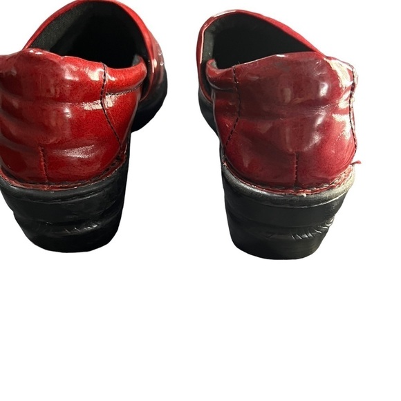 Boc Lesa Clogs Born Concept Red Patent Leather Clogs Size 9.5 - Picture 5 of 8
